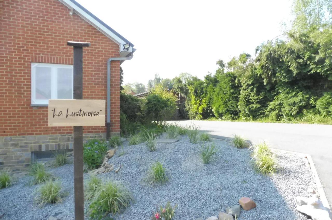 Bed and Breakfast La Lustinoise Экстерьер фото