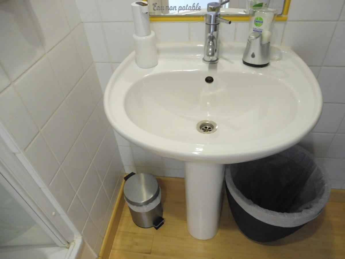 Bed and Breakfast La Lustinoise Экстерьер фото